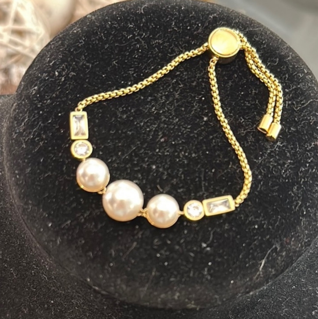 Michael Kors Collection White And Gold Pearl Slider Bracelet